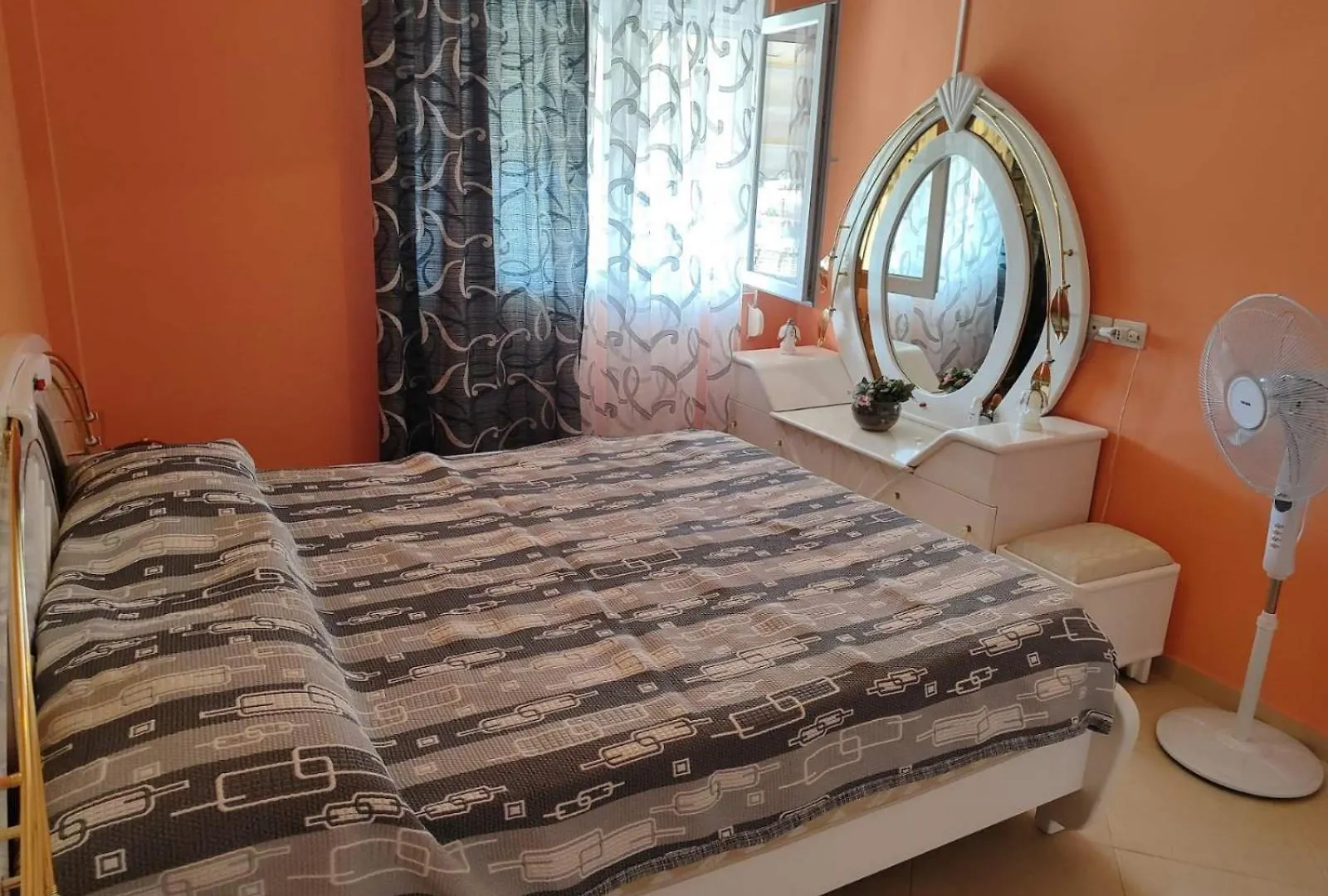 Olga'S Apartment Vlore 0*,